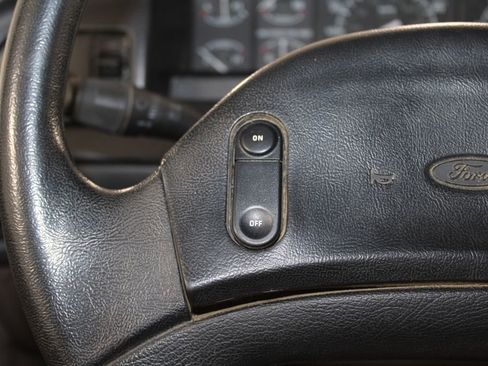 Used 1997 Ford F350 XLT image 36