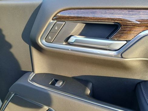 New 2026 GMC Sierra 1500 SLE image 27