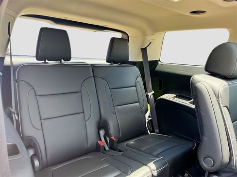 Used 2023 GMC Acadia Denali w/ Denali Ultimate Package image 28