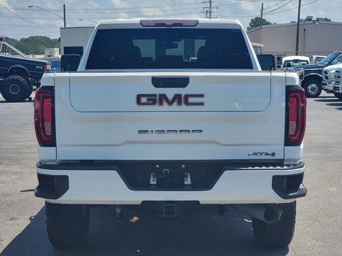 Used 2022 GMC Sierra 2500 AT4 w/ Gooseneck/5TH Wheel Package AWD/4WD image 4
