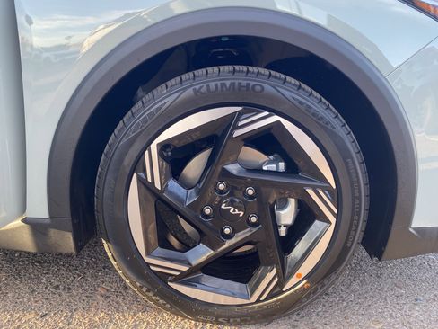 New 2026 Kia K4 EX image 7