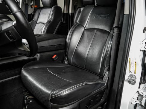 Used 2018 RAM 2500 Laramie w/ Sport Appearance Group AWD/4WD image 28