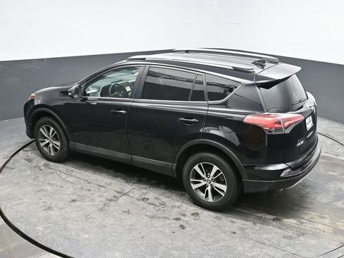 Used 2017 Toyota RAV4 XLE image 19