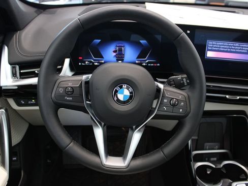 New 2026 BMW X1 xDrive28i w/ Technology Package AWD/4WD image 22