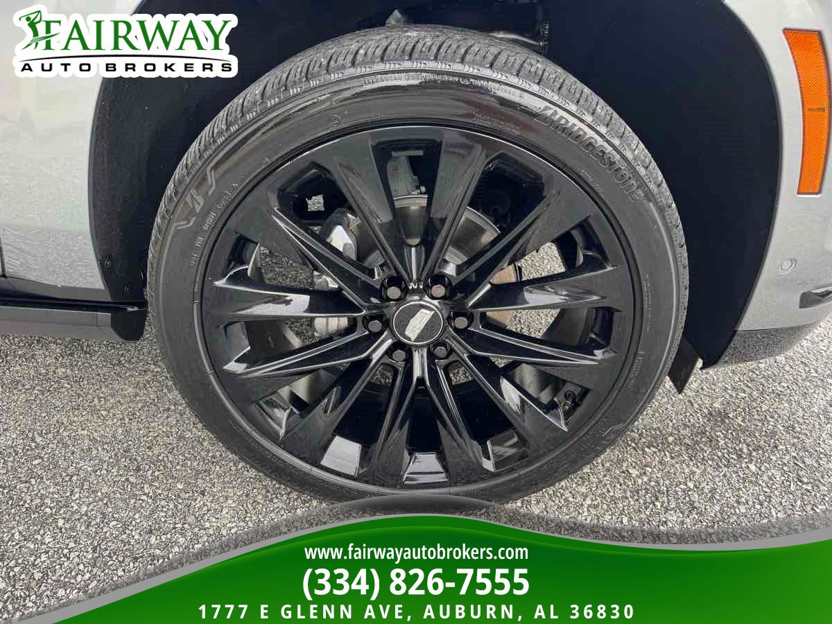 Used 2026 Cadillac Escalade Platinum Sport w/ LPO, ONYX Package AWD/4WD image 38