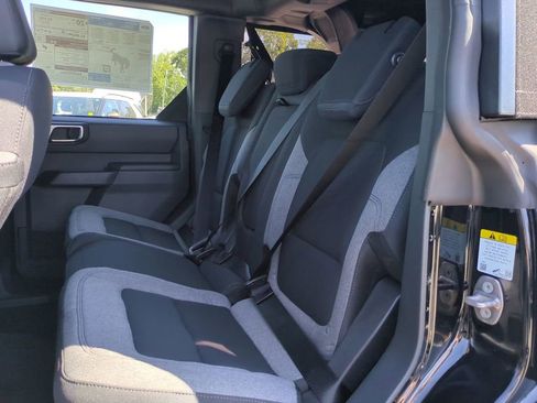 New 2025 Ford Bronco 4-Door image 14