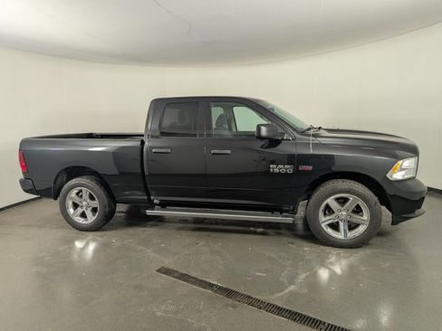 Used 2017 RAM 1500 Express w/ Express Value Package image 8