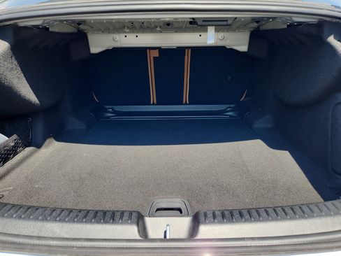 Used 2024 Mercedes-Benz E 350 4MATIC Sedan image 32