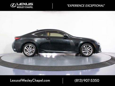 Used 2022 Lexus RC 300 w/ Accessory Package RWD image 4