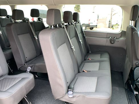 Used 2023 Ford Transit 350 XL image 25