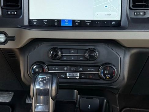 Certified 2025 Ford Bronco Big Bend image 26