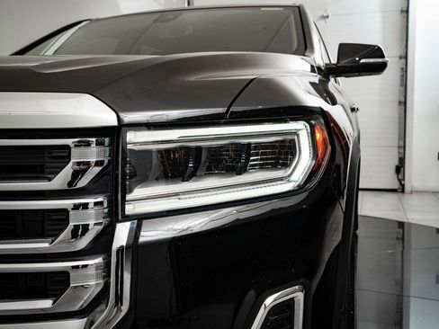 Used 2021 GMC Acadia SLT w/ Preferred Package image 14