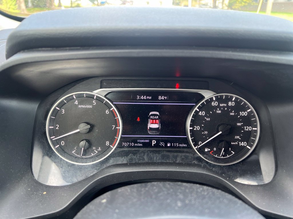 Used 2024 Nissan Rogue SV FWD image 3