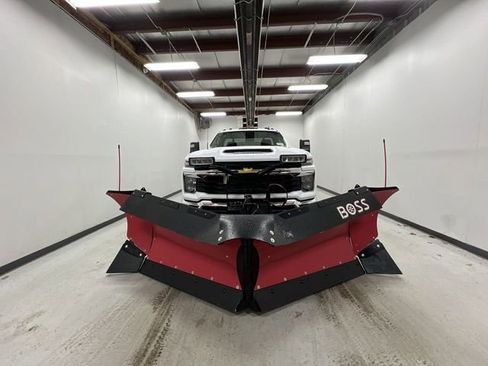 New 2026 Chevrolet Silverado 3500 LT w/ Convenience Package image 3