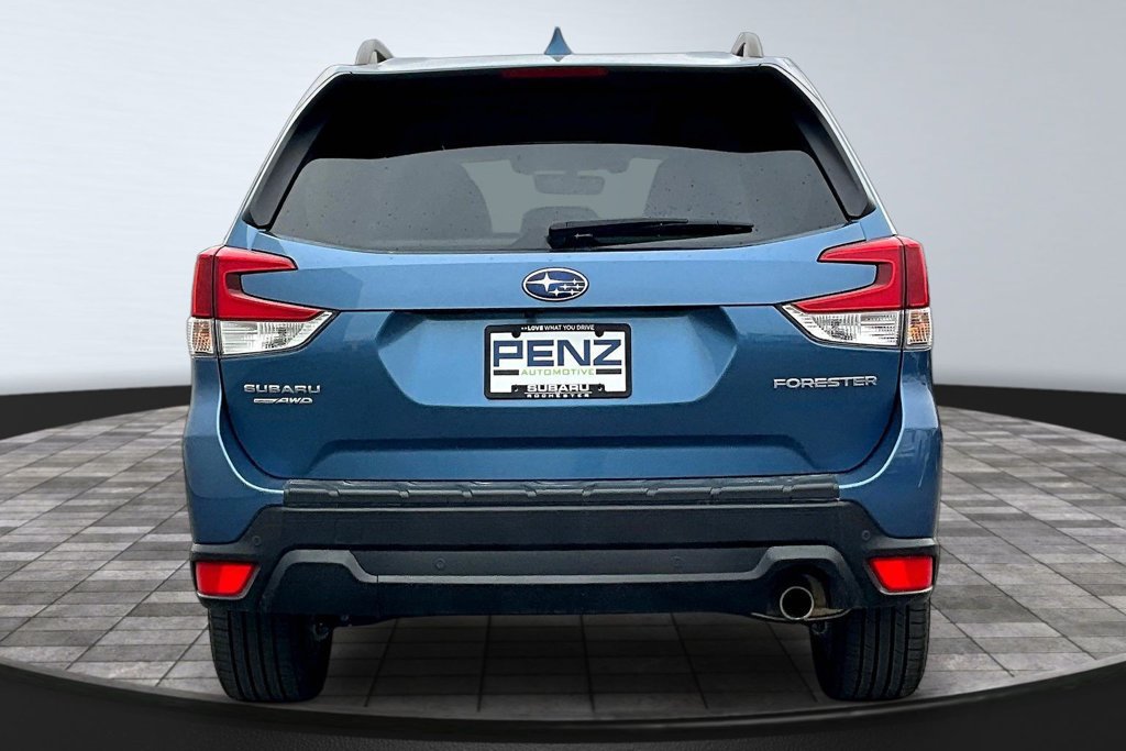 Used 2021 Subaru Forester Limited AWD/4WD image 5
