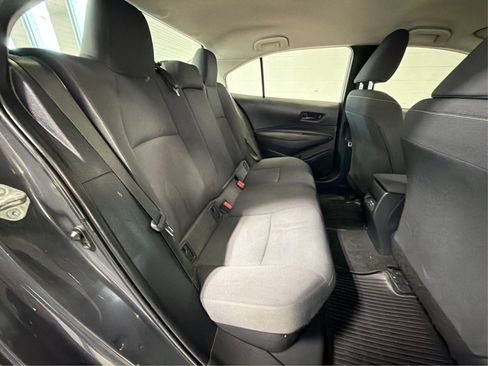 Used 2023 Toyota Corolla LE FWD image 15