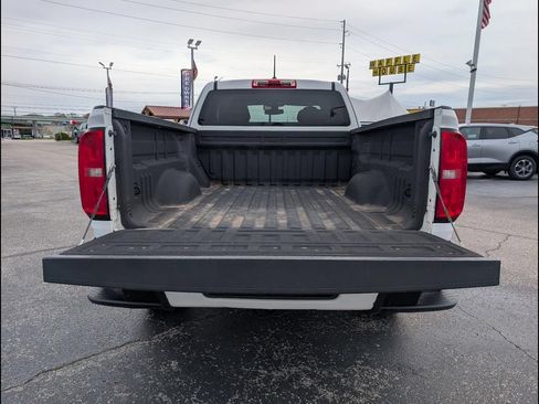 Used 2017 Chevrolet Colorado W/T w/ WT Convenience Package AWD/4WD image 22