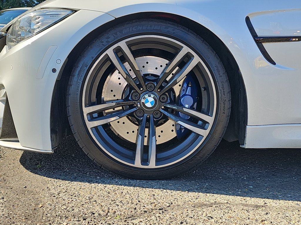 Used 2016 BMW M3 w/ Executive Package RWD image 18