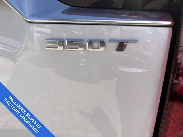 Used 2024 Cadillac XT6 Luxury w/ LPO, Floor Liner Package FWD image 36