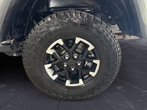 Used 2026 Jeep Gladiator Rubicon AWD/4WD image 23