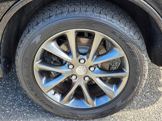 Used 2017 Dodge Durango GT w/ Premium Group AWD/4WD image 15