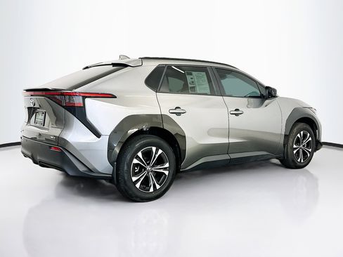 Used 2024 Toyota bZ4X XLE image 9