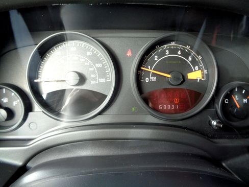 Used 2014 Jeep Patriot Sport w/ Tire & Wheel Group image 5