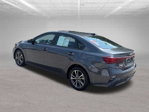 Used 2024 Kia Forte LXS FWD image 4