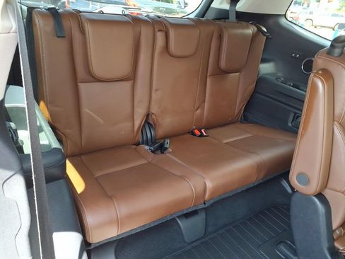 Used 2019 Subaru Ascent Touring w/ Popular Package #2A AWD/4WD image 5