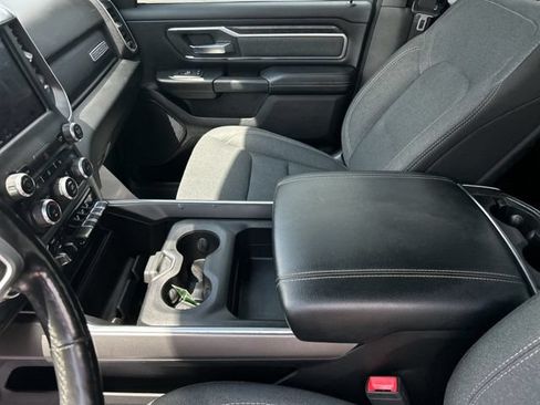 Used 2019 RAM 1500 Big Horn AWD/4WD image 32