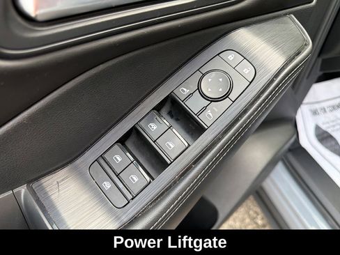 Used 2023 Nissan Rogue SV w/ SV Premium B Package AWD/4WD image 14