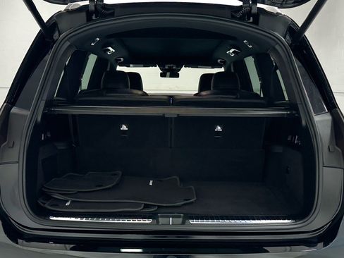 Used 2024 Mercedes-Benz GLS 450 4MATIC image 49