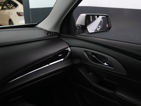 Used 2018 Chevrolet Traverse LT image 20