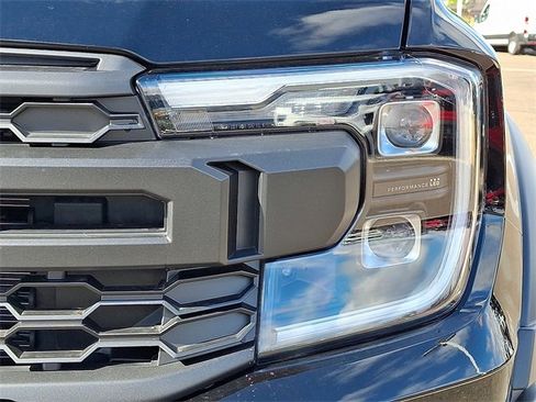 Used 2025 Ford Ranger Raptor image 9