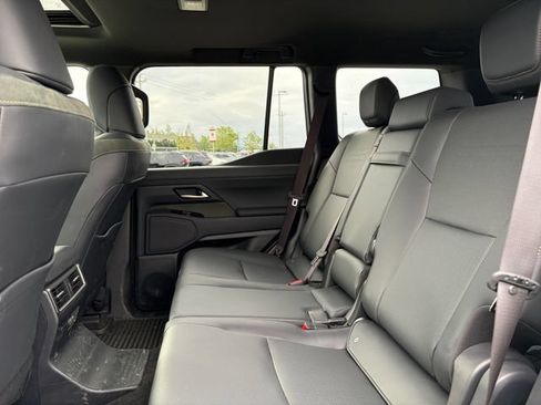 Certified 2025 Lexus GX 550 AWD/4WD image 16