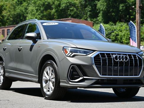 Used 2025 Audi Q3 2.0T Premium AWD/4WD image 9