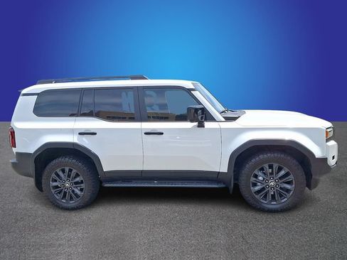 Used 2025 Toyota Land Cruiser w/ Premium Package AWD/4WD image 4