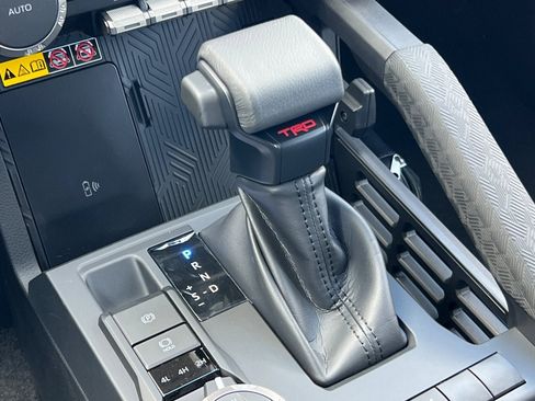 New 2025 Toyota Tacoma TRD Off-Road image 22