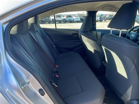 Used 2025 Toyota Corolla image 16