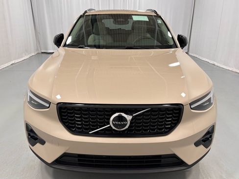 New 2026 Volvo XC40 B5 Plus w/ Protection Package Premier image 2
