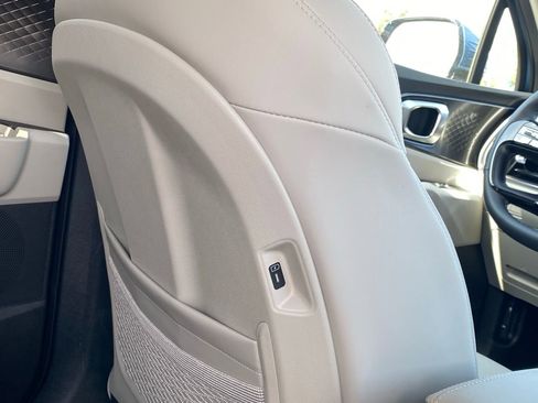 New 2026 Kia Sorento EX image 22