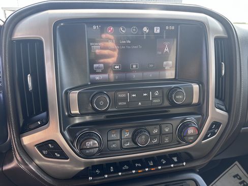 Used 2015 GMC Sierra 2500 Denali w/ Duramax Plus Package AWD/4WD image 12