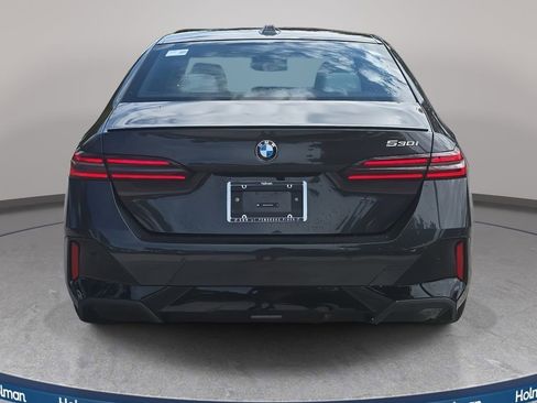 New 2026 BMW 530i w/ M Sport Package RWD image 5
