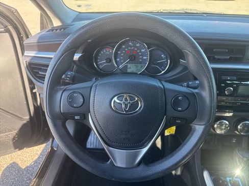 Used 2015 Toyota Corolla L image 24