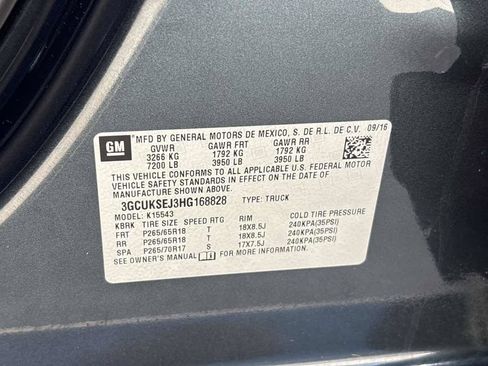 Used 2017 Chevrolet Silverado 1500 LTZ Z71 w/ LTZ Plus Package AWD/4WD image 30