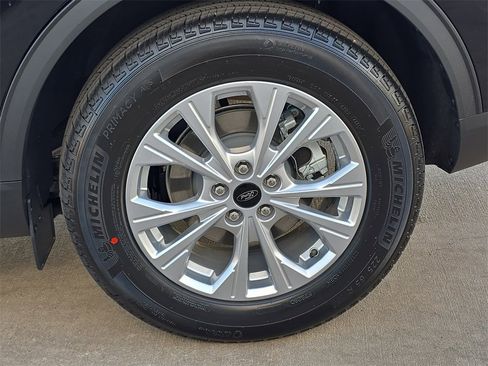 New 2026 Ford Escape Active image 52