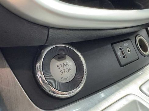 Used 2018 Nissan Murano SV w/ Premium Package FWD image 26