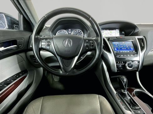 Used 2015 Acura TLX w/ Technology Package FWD image 8