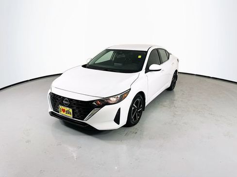 Used 2024 Nissan Sentra SV image 5
