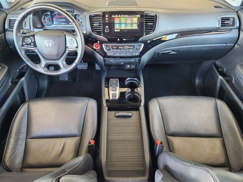 Certified 2022 Honda Pilot Touring image 25